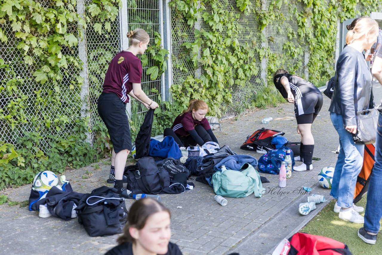 Bild 81 - wBJ SC Condor - VfL Pinneberg : Ergebnis: 3:2